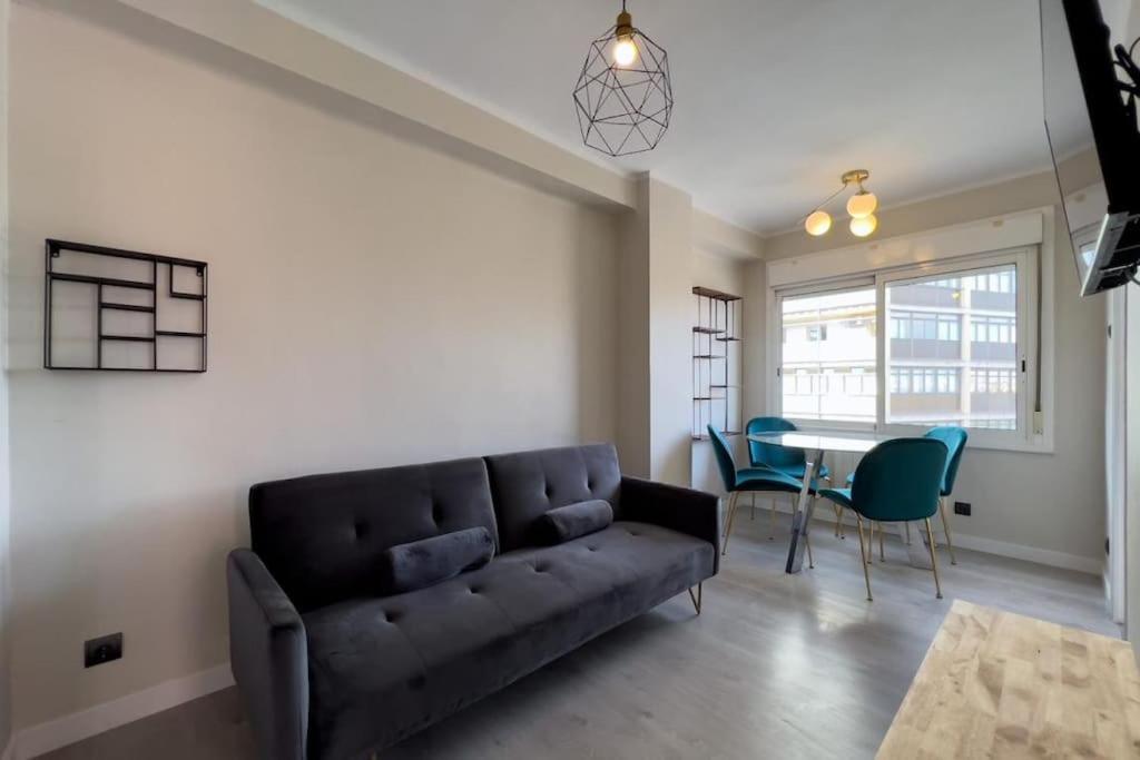 Bebarceloner Sant Andreu Apartments - 3 Bedrooms Eksteriør billede